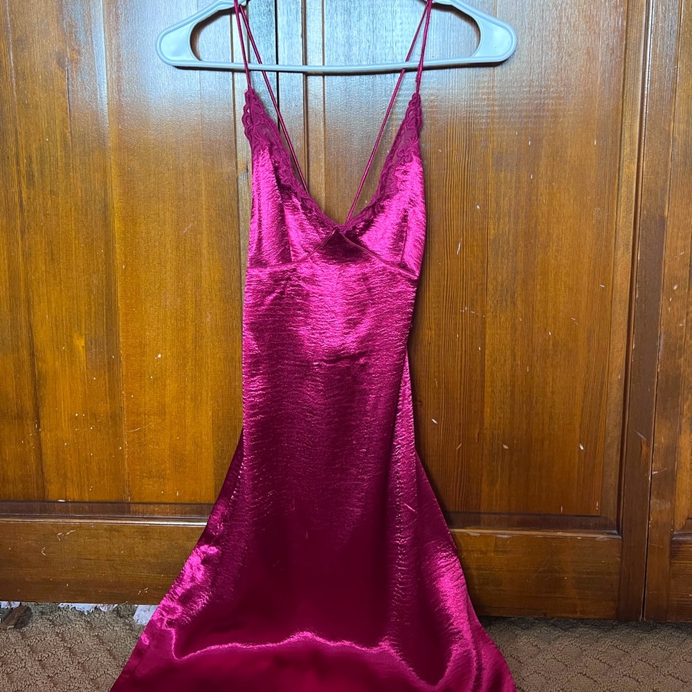 Urban Outfitters Chloe Satin Slip Dress in Berry Size XS